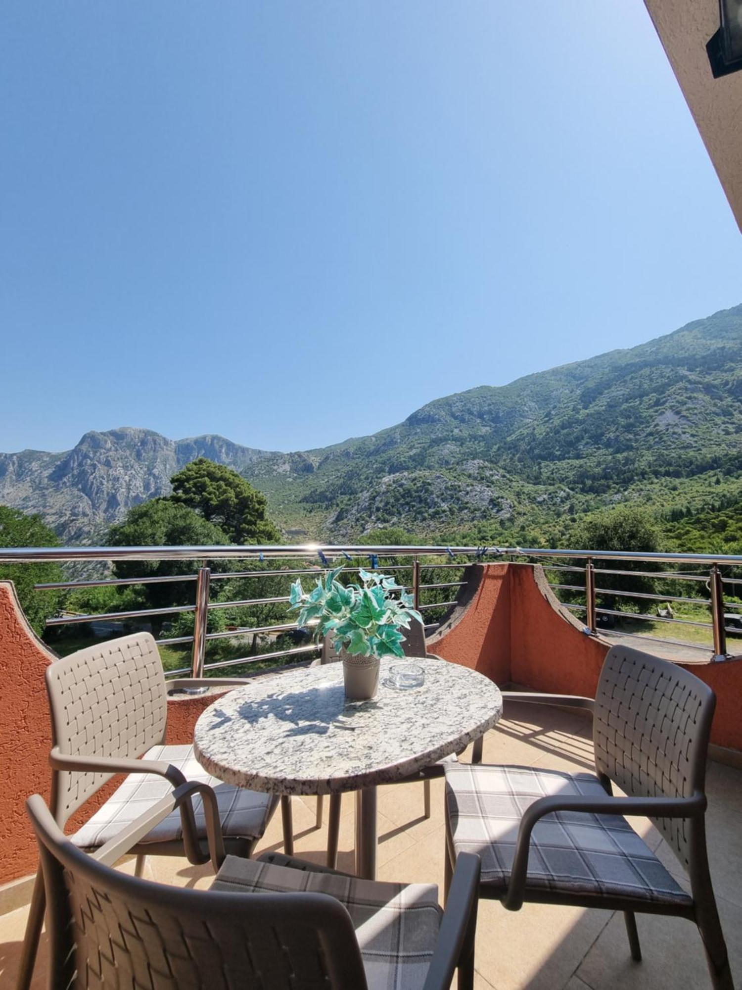 Milas Trojica Kotor